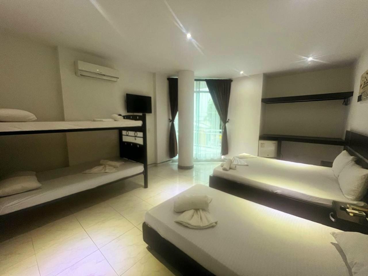 Hotel Suite Royal Melgar Zewnętrze zdjęcie