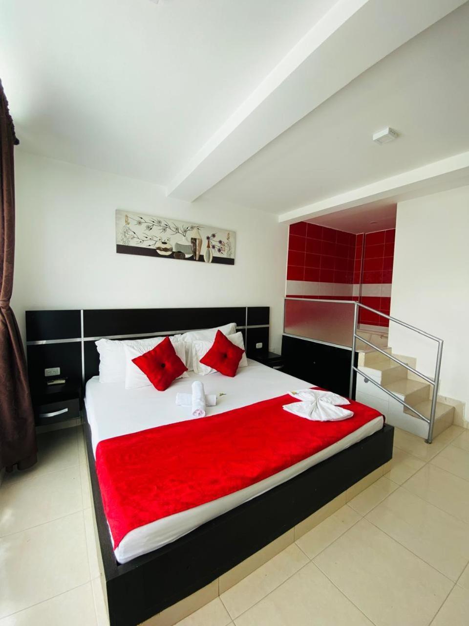 Hotel Suite Royal Melgar Zewnętrze zdjęcie