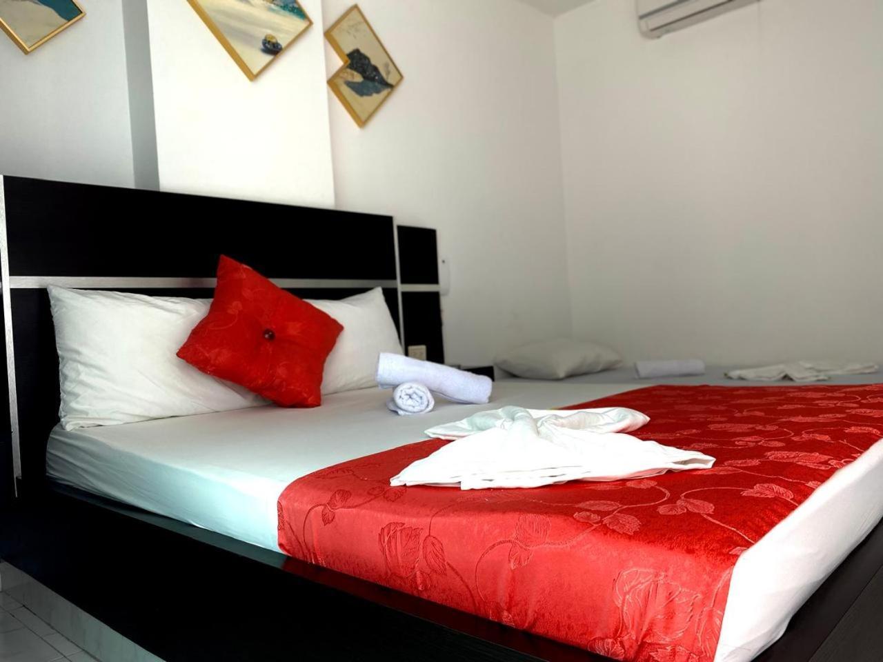 Hotel Suite Royal Melgar Zewnętrze zdjęcie