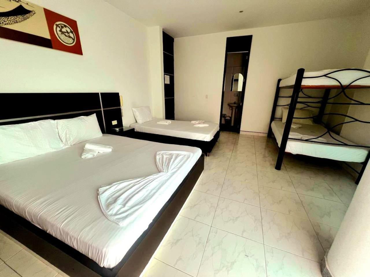 Hotel Suite Royal Melgar Zewnętrze zdjęcie